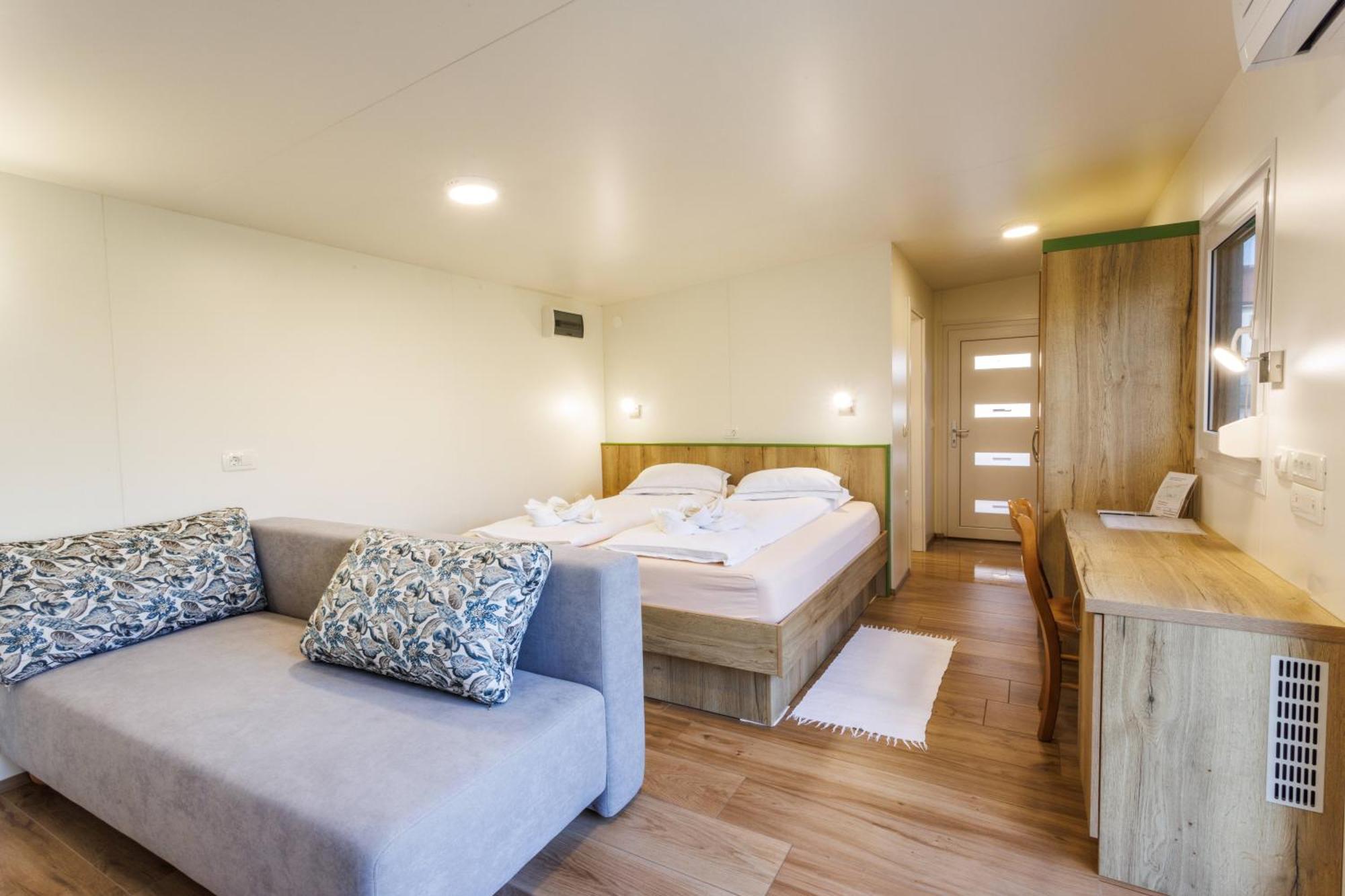 Mobile House Vegov Hram Otel Dol pri Ljubljani Dış mekan fotoğraf